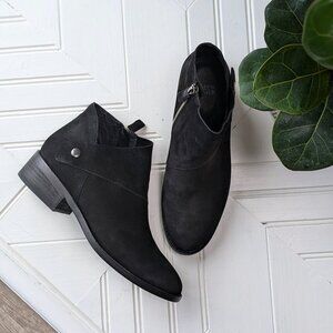 EILEEN FISHER Billie Black Tumbled Nubuck Bootie Ankle Boots SZ 8